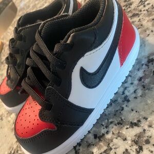 Nike dunks fairly worn good condition